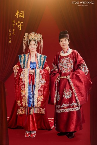 漢服婚紗推薦,婚紗工作室漢服,漢服婚紗攝影,漢服婚禮禮服,傳統漢服婚紗,時尚漢服婚紗,漢服個人寫真,漢服全家福攝影,漢服拍照,漢服寫真